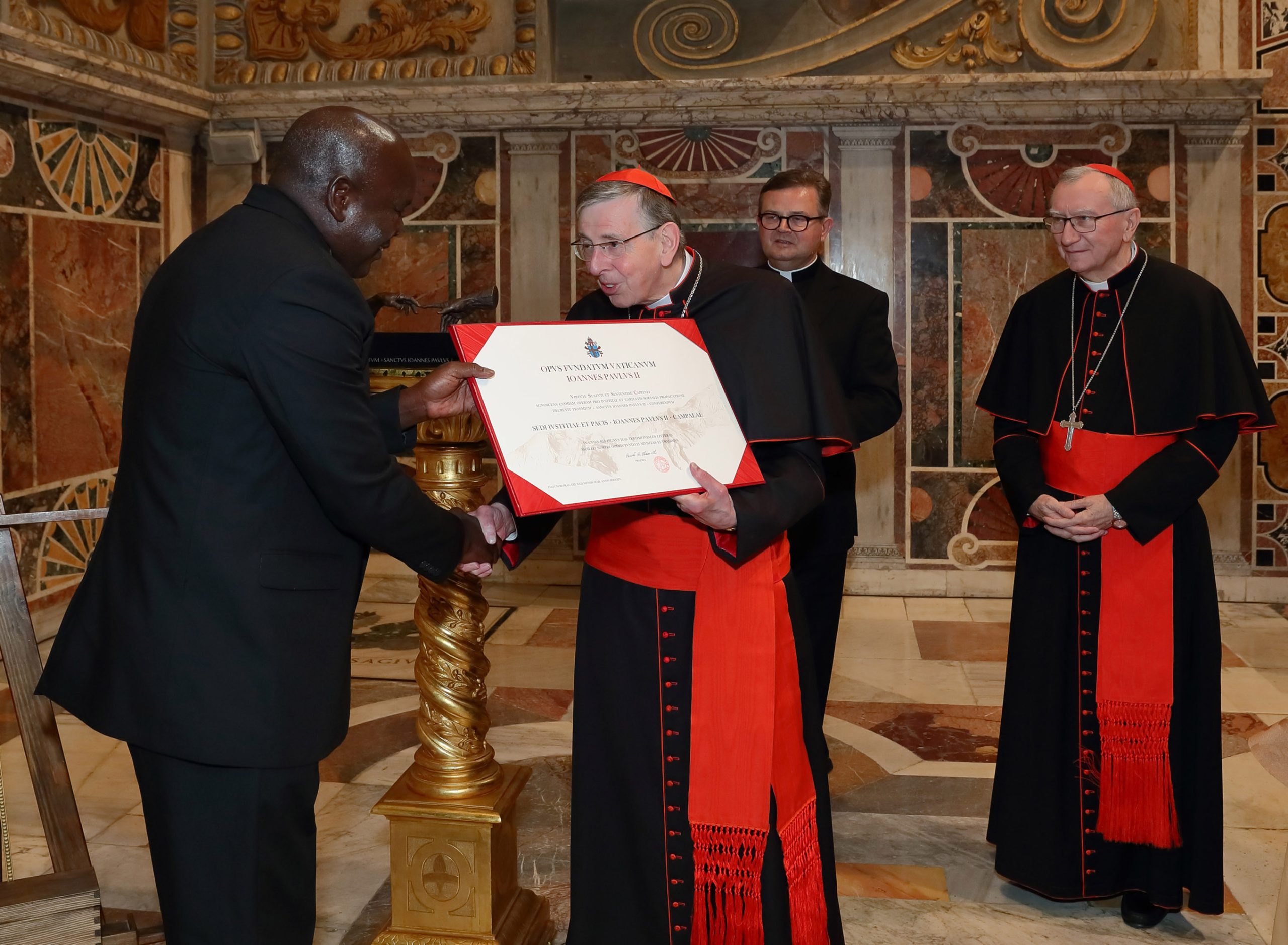 JPIIJPC WINS THE INAUGURAL ST. JOHN PAUL II AWARD IN VATICAN